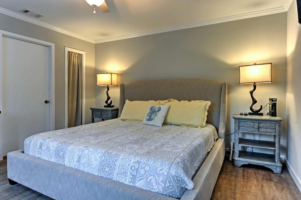 Updated Hilton Head Condo Balcony, Walk To Beach Hilton Head Island Exterior photo